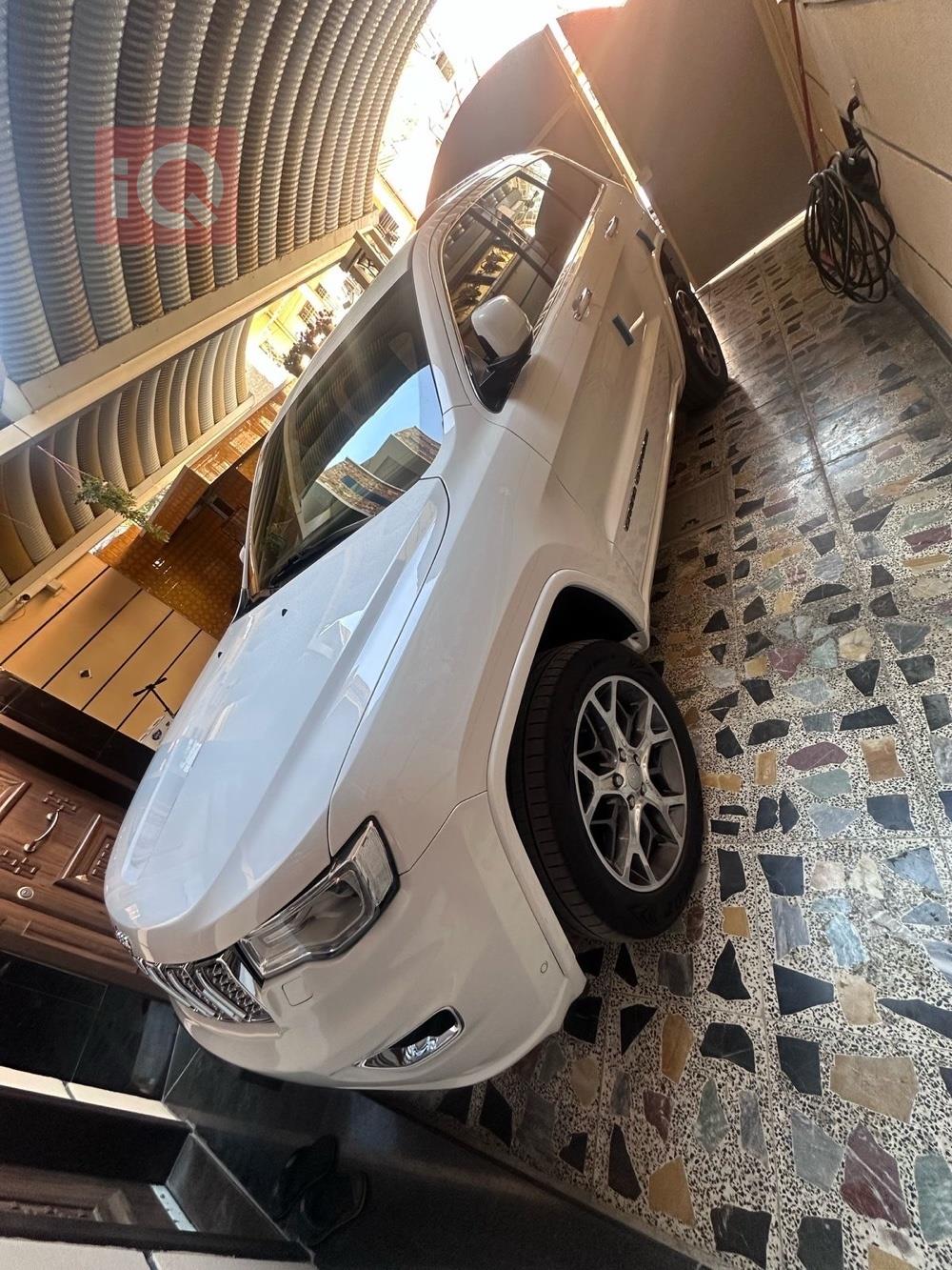 جيب جراند شيروكي